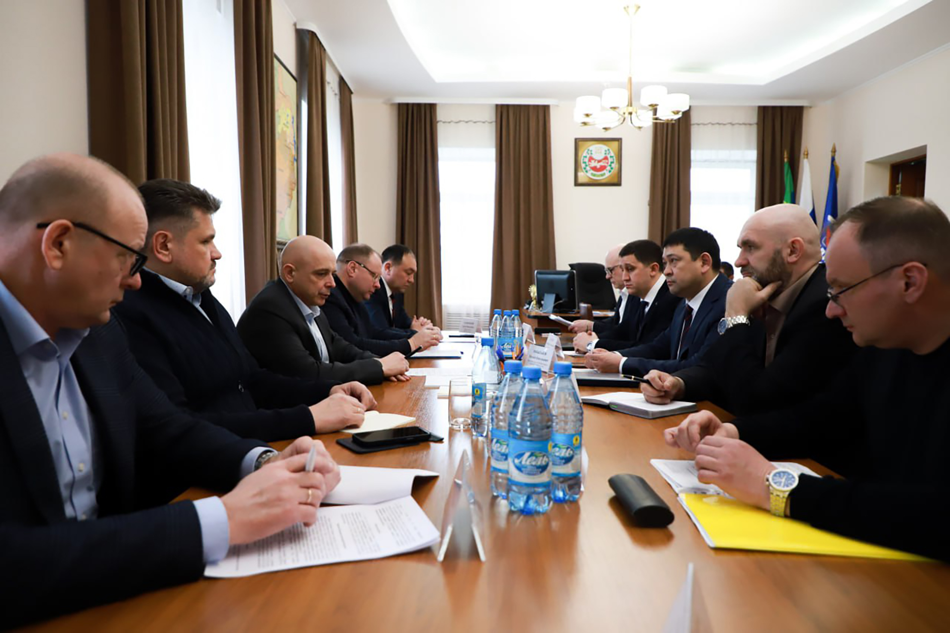 Республикаа хара тас аныпчатхан предприятиелерін хайраллап халарға кирек